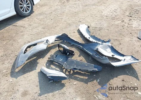 2014 Hyundai Elantra Limited z USA, uszkodzony, nr VIN 5NPDH4AE3EH471209